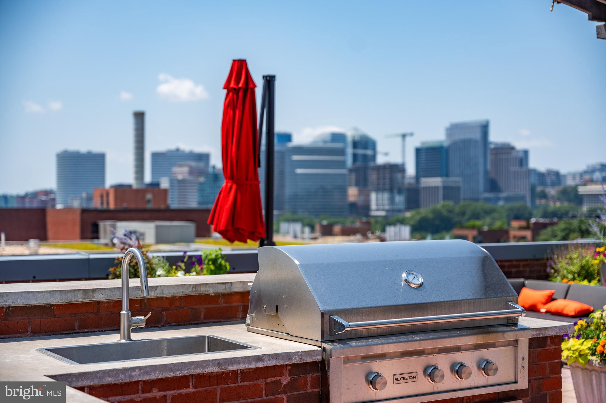 3251 Prospect Street Northwest, Unit 313 Washington, DC 20007 - Photo 41 of 43