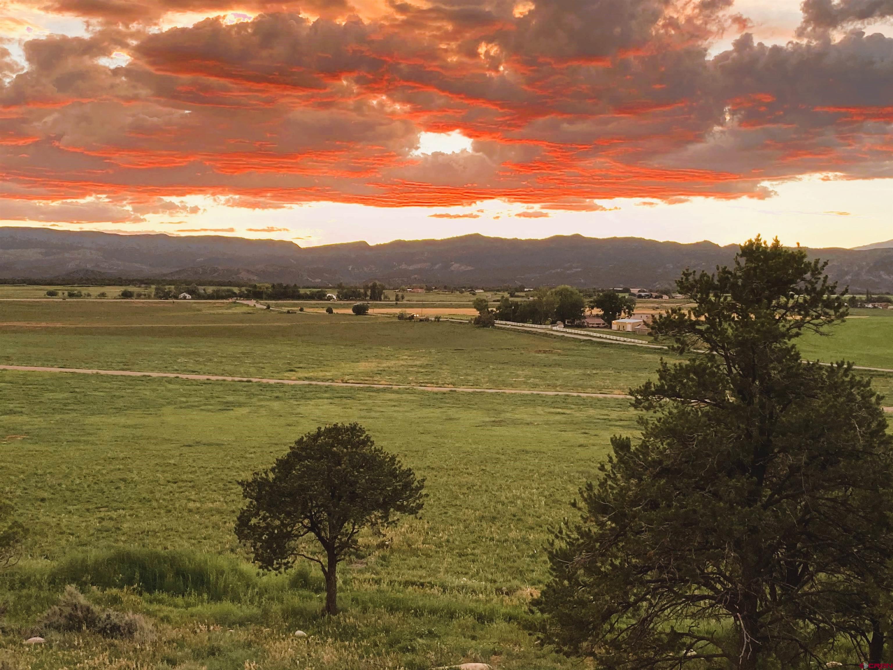 Lot 17 Entrada Del Sol Durango, CO 81303 - Photo 11 of 19 a view of an ocean and a mountain