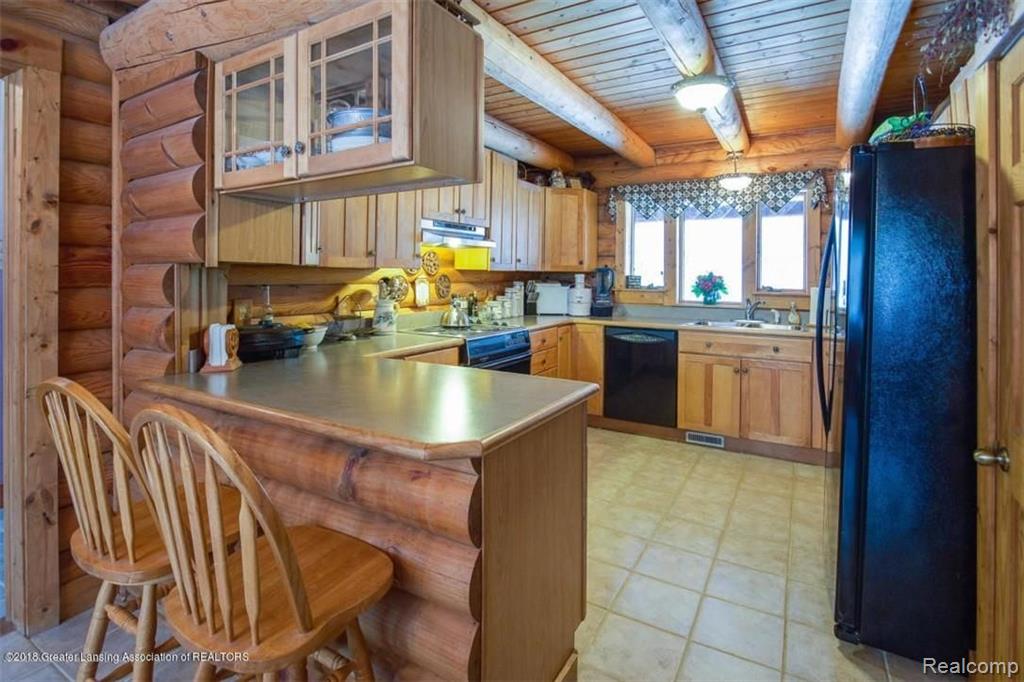 7023 Munsell Road Howell, MI 48843 - Photo 14 of 92