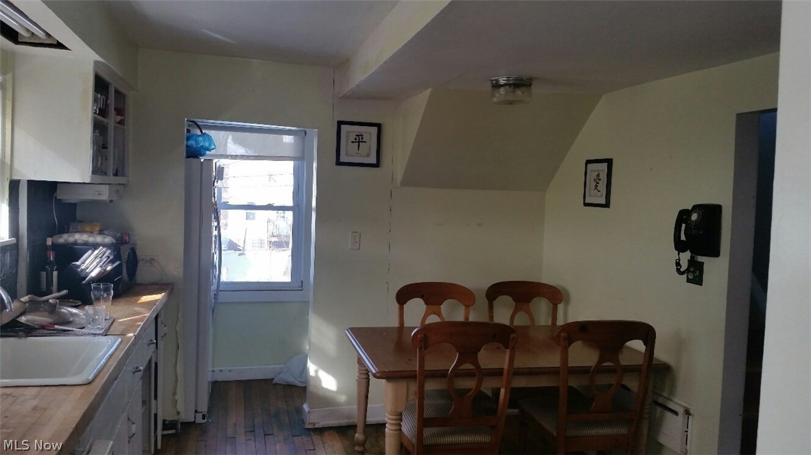 3165 Yorkshire Road Cleveland, OH 44118 - Photo 10 of 16 Gallery Image 10