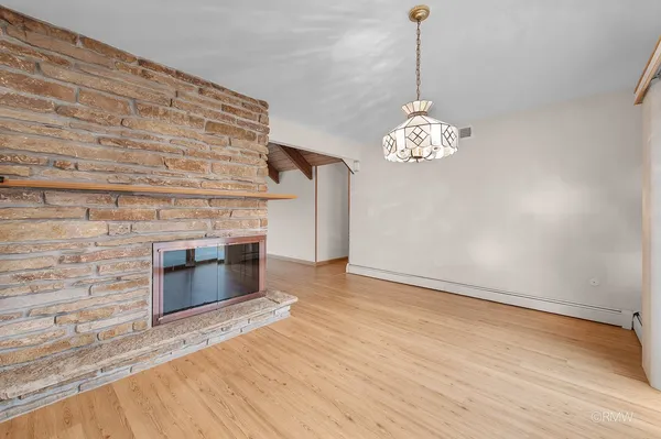 $499,900 | 21W301 Par Lane, Itasca, IL 60143