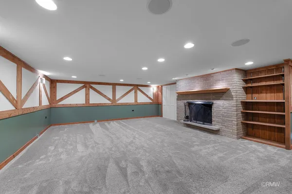 $499,900 | 21W301 Par Lane, Itasca, IL 60143