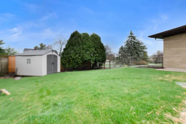 $499,900 | 21W301 Par Lane, Itasca, IL 60143