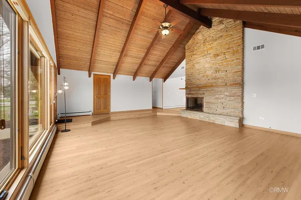 $499,900 | 21W301 Par Lane, Itasca, IL 60143