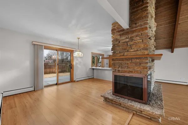$499,900 | 21W301 Par Lane, Itasca, IL 60143