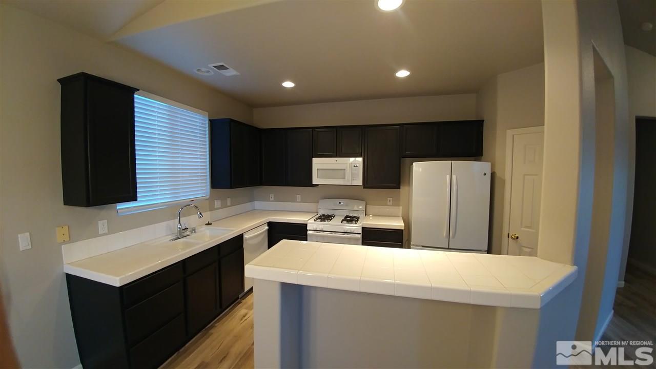 10463 Chadwell Drive Reno, NV 89521 - Photo 9 of 21 Photo 9