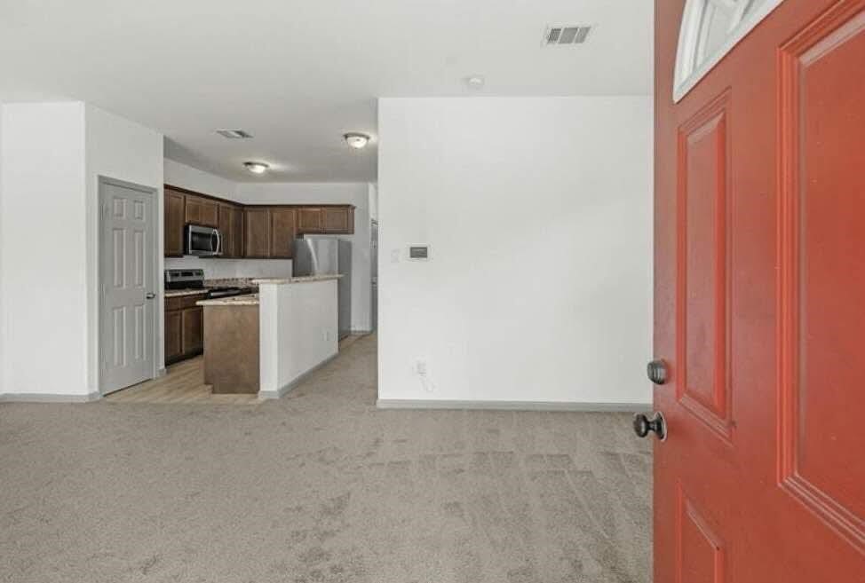 235 Calloway Street Houston, TX 77029 - Photo 4 of 12