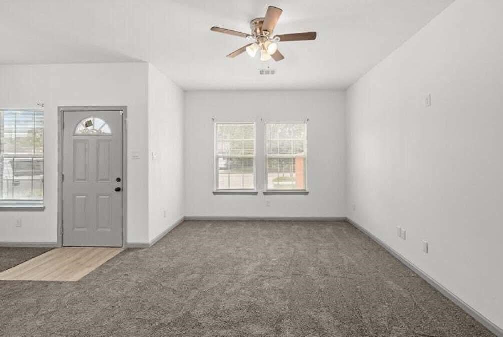 235 Calloway Street Houston, TX 77029 - Photo 8 of 12