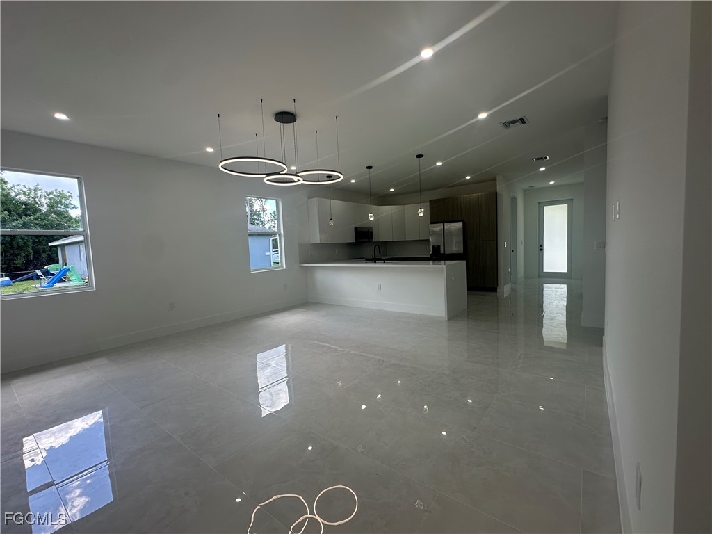 315 Austin Avenue Lehigh Acres, FL 33974 - Photo 7 of 25