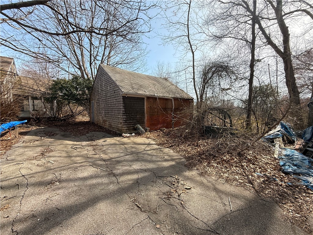 130 Bulgarmarsh Road Tiverton, RI 02878 - Photo 34 of 48