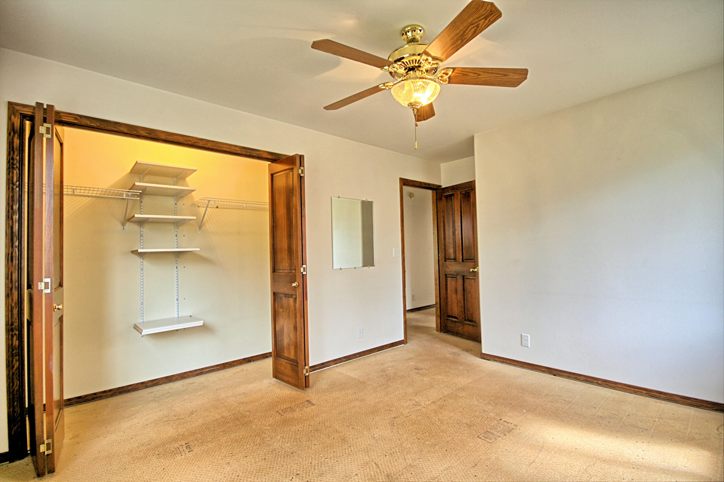 7255 Upper Applegate Road Jacksonville, OR 97530 - Photo 28 of 50 end bedroom