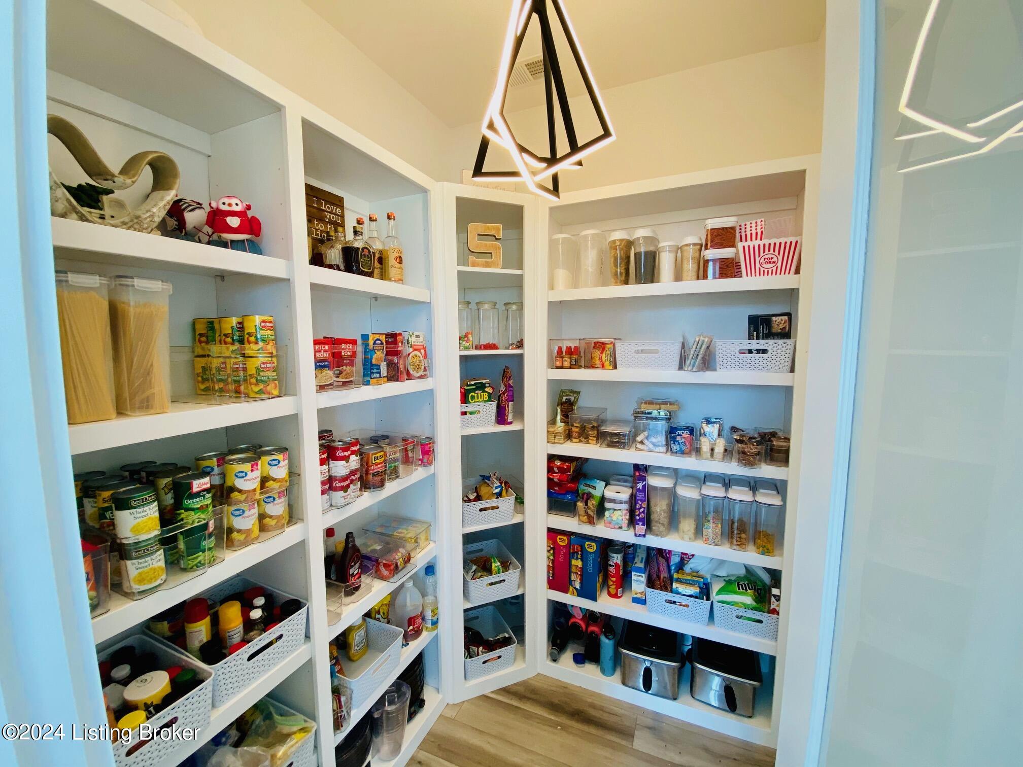1127 Mayes Creek Road Springfield, KY 40069 - Photo 14 of 96 014_Pantry
