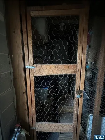 $1,800 | 109 Midland Avenue, Unit 1B, River Edge, NJ 07661