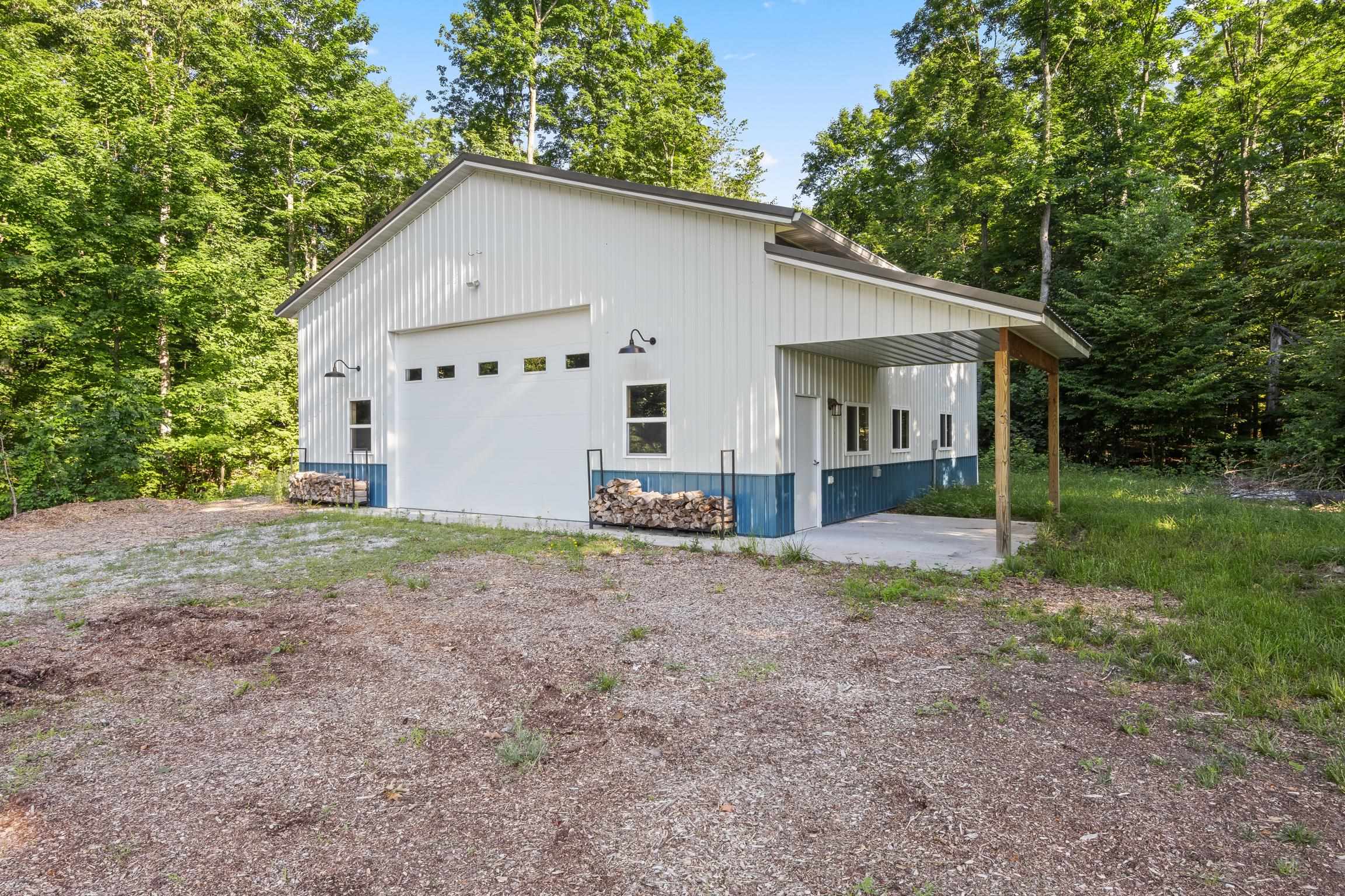 3733 East Long Lake Road Traverse City, MI 49685 - Photo 35 of 47 1947831-3be09df4-33e5-471b-96a6-47162a88abb8.JPG