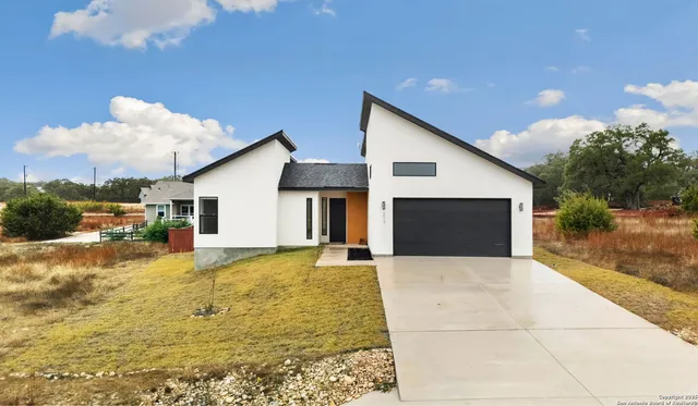 $420,000 | 217 Peter Kleid Loop, Blanco, TX 78606