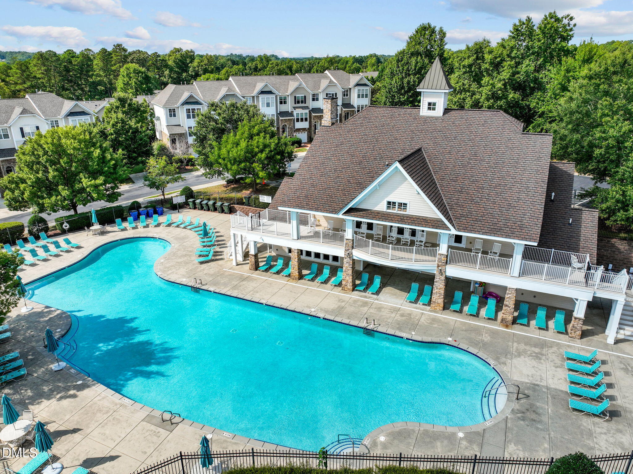 5901 Hourglass Court Raleigh, NC 27612 - Photo 5 of 46 63-web-or-mls-6-print-DJI_0979