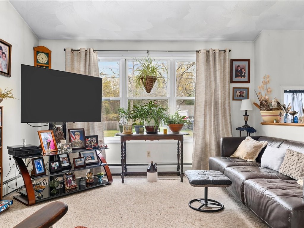 15 Colvintown Road Coventry, RI 02816 - Photo 11 of 23