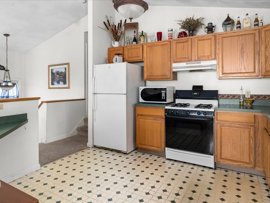 15 Colvintown Road Coventry, RI 02816 - Photo 15 of 23