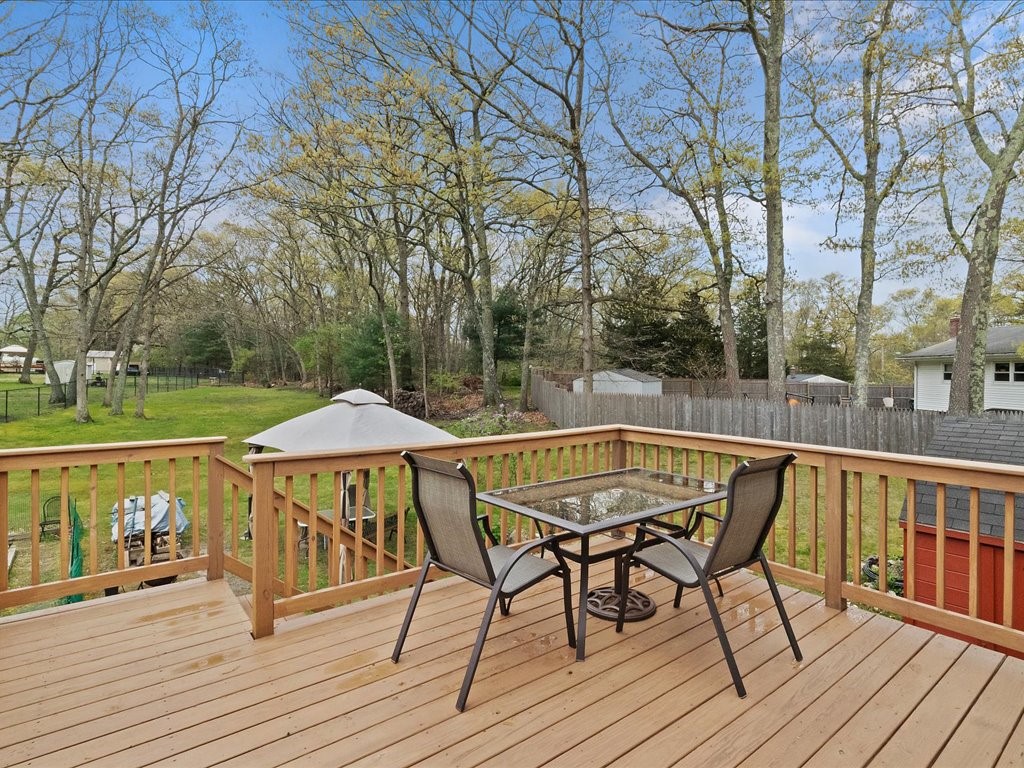 15 Colvintown Road Coventry, RI 02816 - Photo 7 of 23