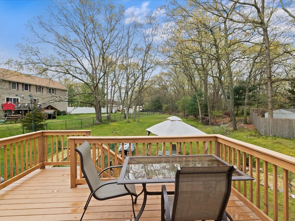 15 Colvintown Road Coventry, RI 02816 - Photo 9 of 23