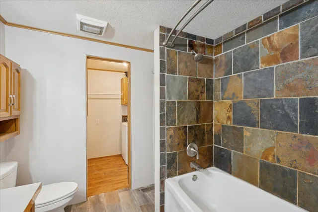 $160,000 | 835 Fleming Avenue, Jackson, MI 49202