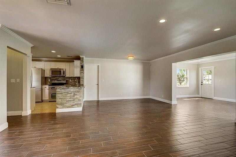 9387 Richmond Circle Boca Raton, FL 33434 - Photo 6 of 15 Photo 6