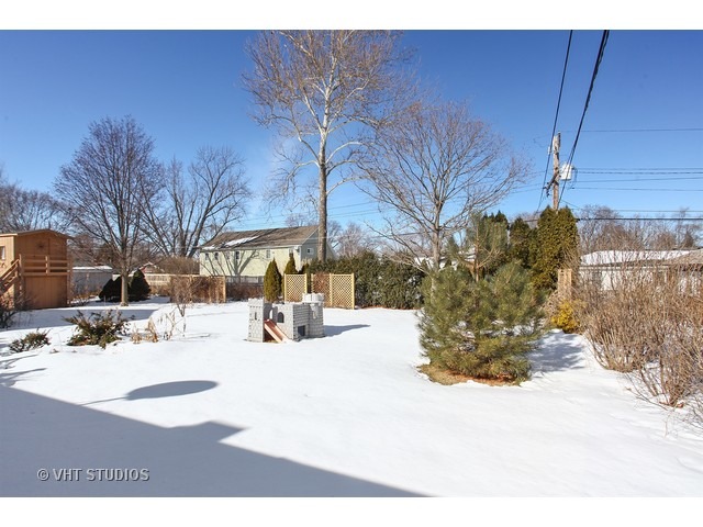 515 Ranch Road Wheaton, IL 60187 - Photo 13 of 14