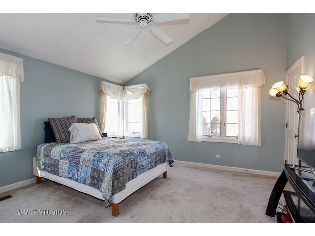 515 Ranch Road Wheaton, IL 60187 - Photo 8 of 14