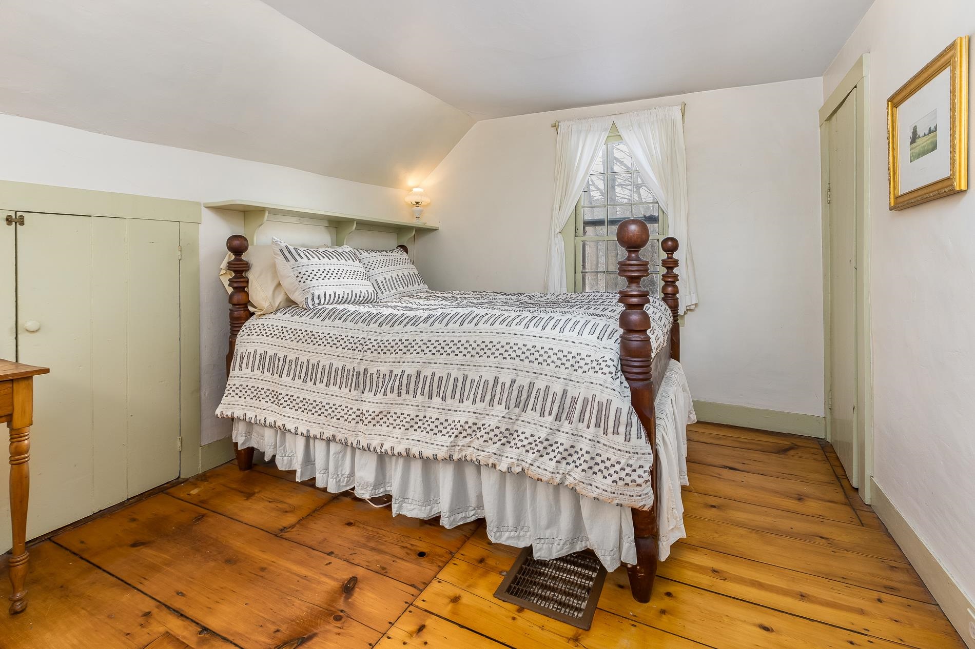 20 Hillside Road Arlington, VT 05250 - Photo 26 of 40 Gallery Image 26