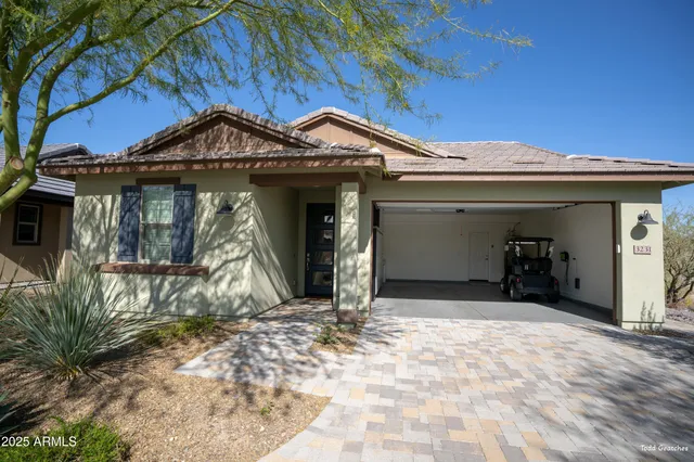 a view of a terrace with seating area