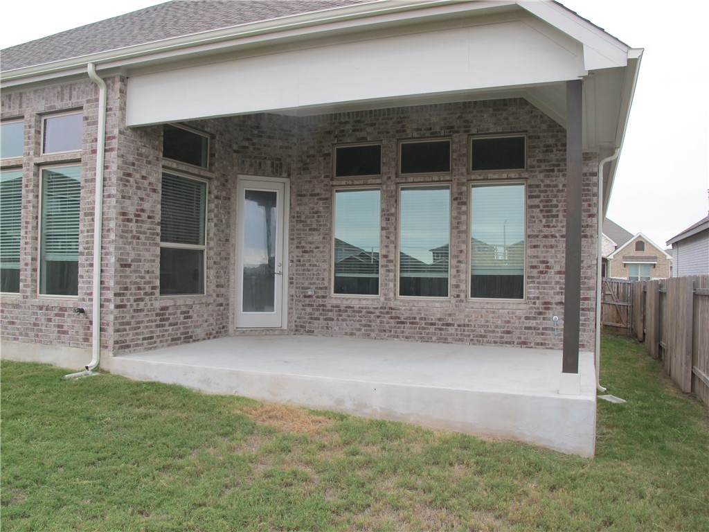 635 Spinnaker Loop Kyle, TX 78640 - Photo 30 of 37