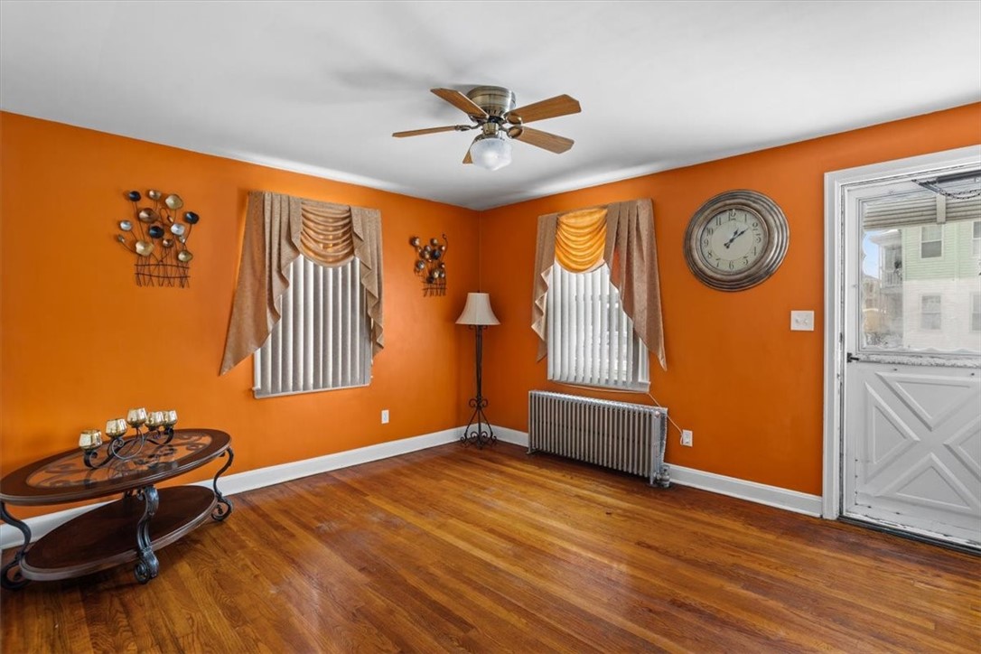 39 Clinton Street Pawtucket, RI 02861 - Photo 2 of 26