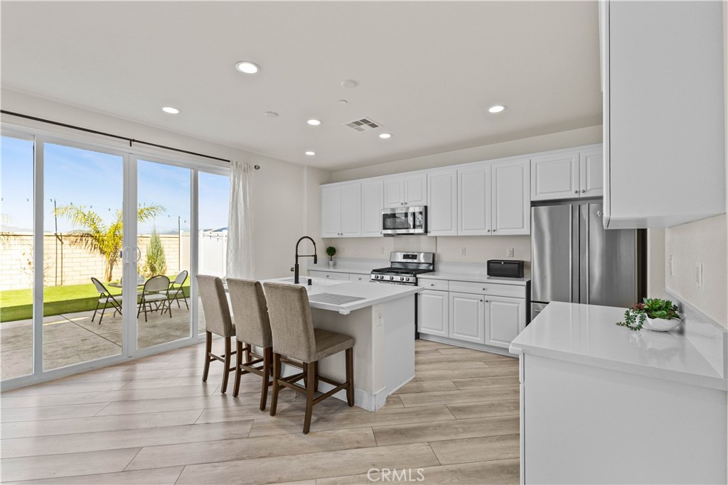 30342 Singer Lane Menifee, CA 92584 - Photo 6 of 31