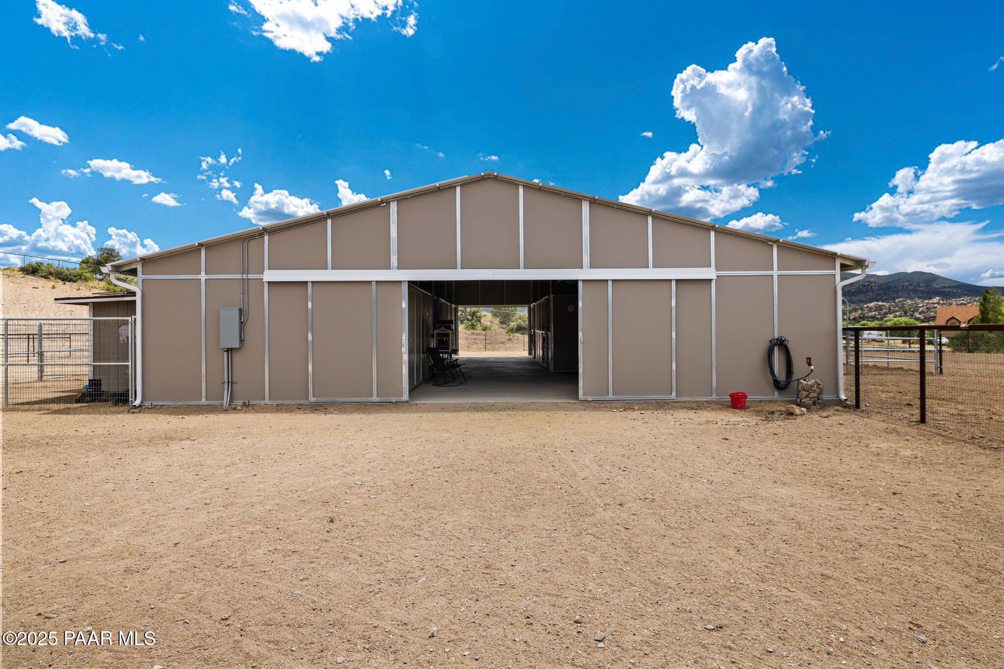5067 West Buffalo Ridge Road Prescott, AZ 86305 - Photo 42 of 53 41-Stables