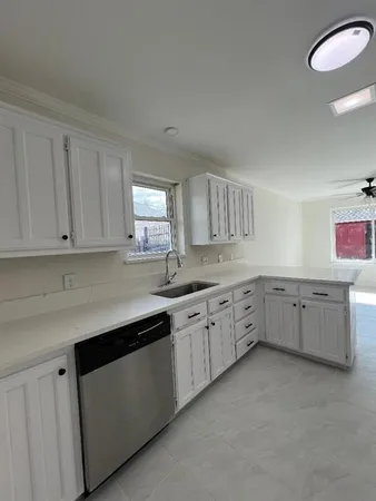 $2,200 | 1500 Hyde Park Boulevard, Cleburne, TX 76033