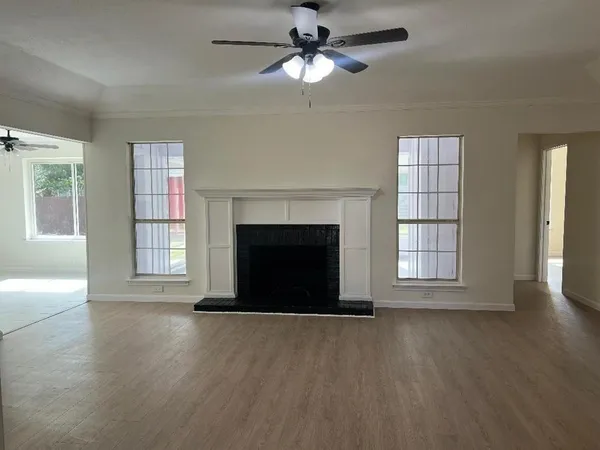 $2,200 | 1500 Hyde Park Boulevard, Cleburne, TX 76033