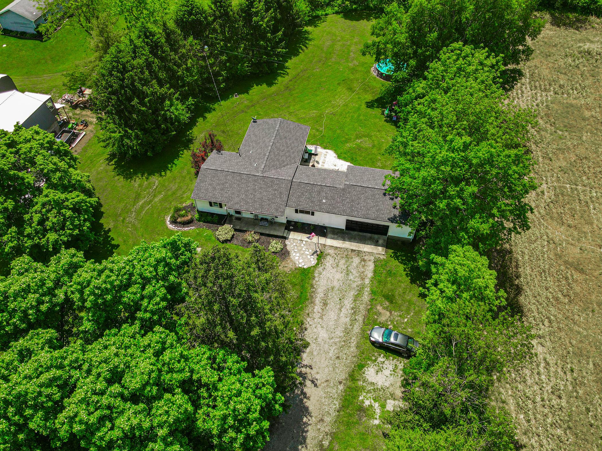 8391 Stout Rd 020