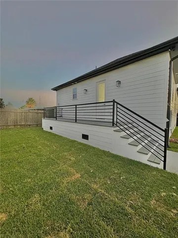 $299,000 | 8545 Victory Drive, Chalmette, LA 70043