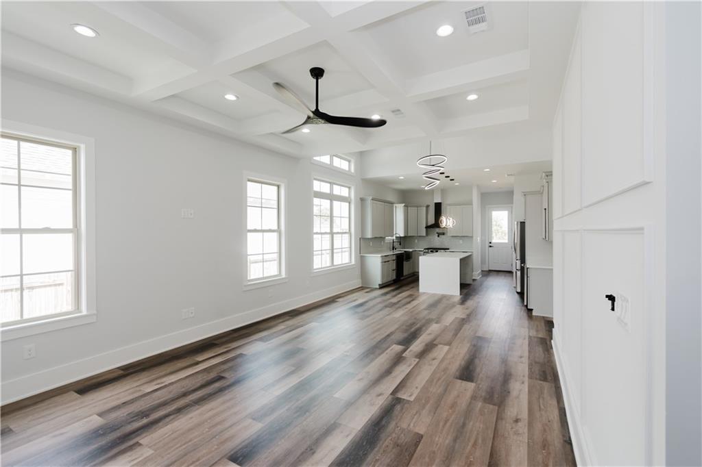 8545 Victory Drive Chalmette, LA 70043 - Photo 4 of 34