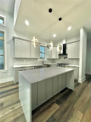 $299,000 | 8545 Victory Drive, Chalmette, LA 70043