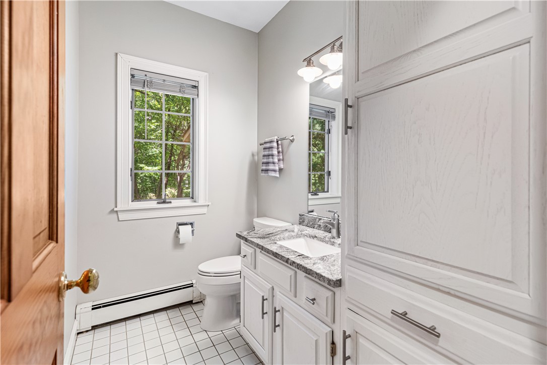 7 Kings Row Cumberland, RI 02864 - Photo 35 of 50