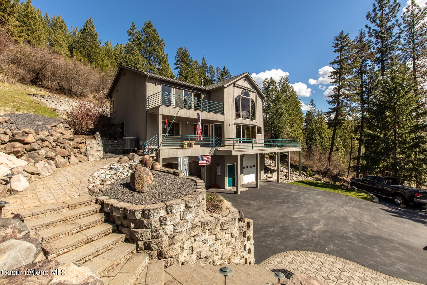 3200 South Lockhurst Lane, Coeur D'Alene, ID 83814 Compass