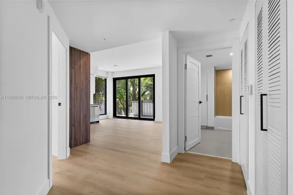 $2,914 | 2479 Northeast 192 Street, Unit 205, Miami, FL 33180