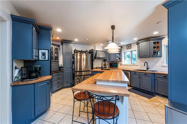 $575,000 | 931 Country Club Drive, Greensburg, PA 15601