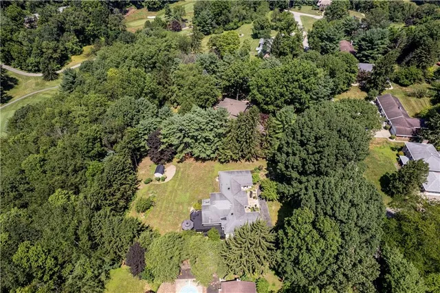 $575,000 | 931 Country Club Drive, Greensburg, PA 15601