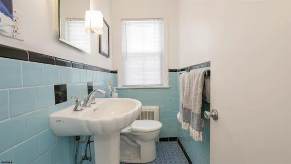 $10,000 | 110 North Pembroke Avenue, Unit JUNE 2026, Margate City, NJ 08402
