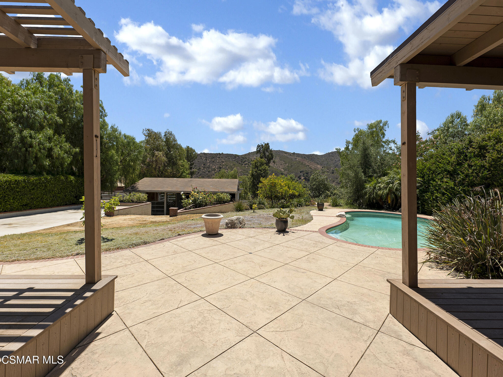 1506 Rambling Road Simi Valley, CA 93065 - Photo 44 of 79 1506 Rambling Rd