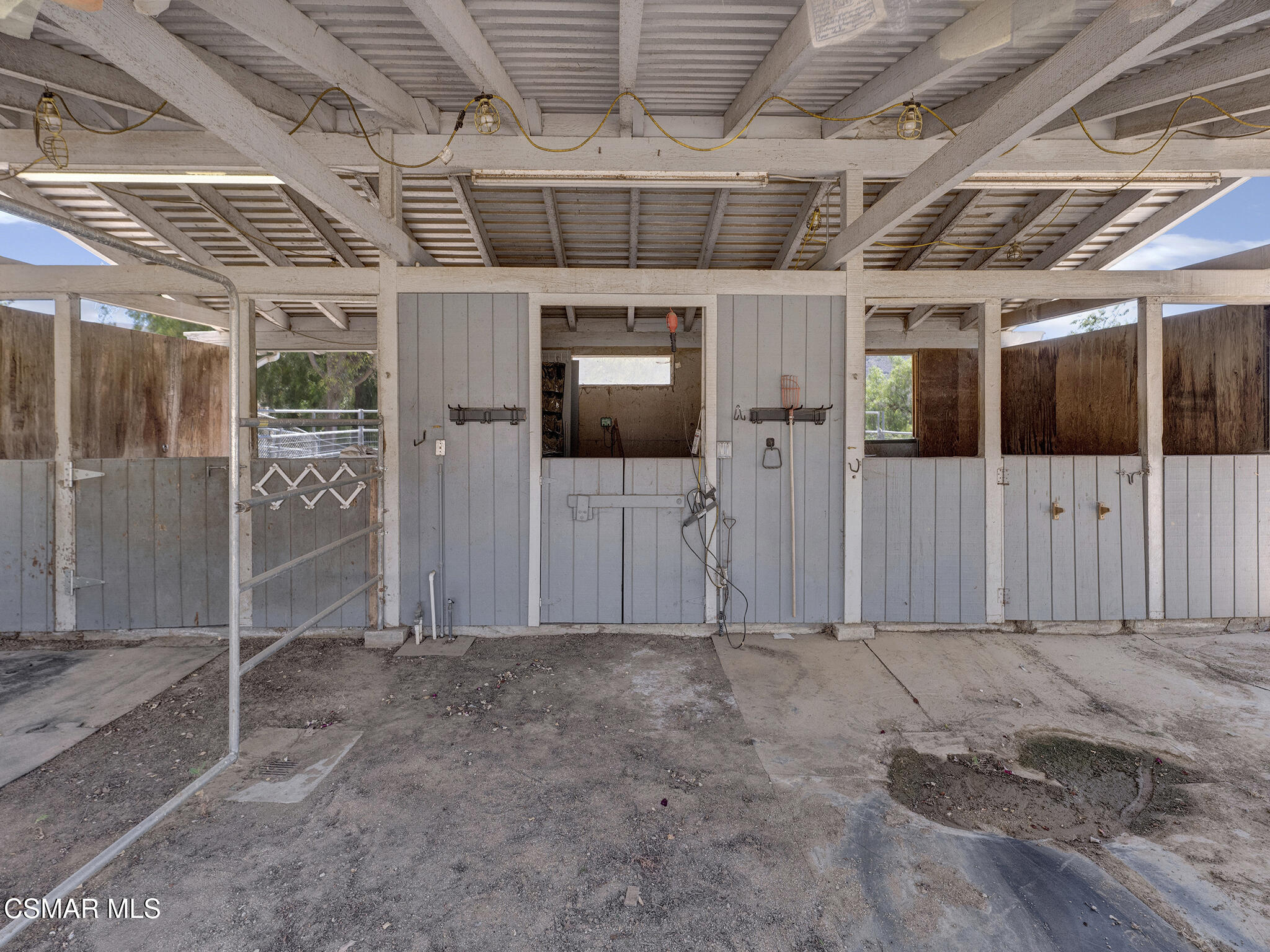 1506 Rambling Road Simi Valley, CA 93065 - Photo 50 of 79 3-Stall Barn