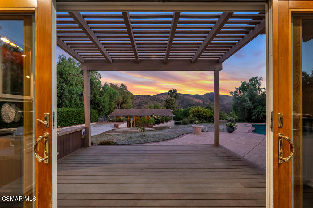 1506 Rambling Road Simi Valley, CA 93065 - Photo 5 of 79 1506 Rambling Rd-HsHProd-1001