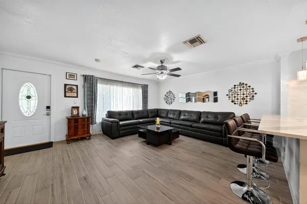 $4,500 | 407 Highwood Circle, Jupiter, FL 33458